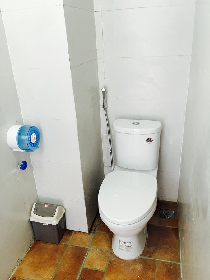 Awa Downtown Hostel Hanoi Exterior photo